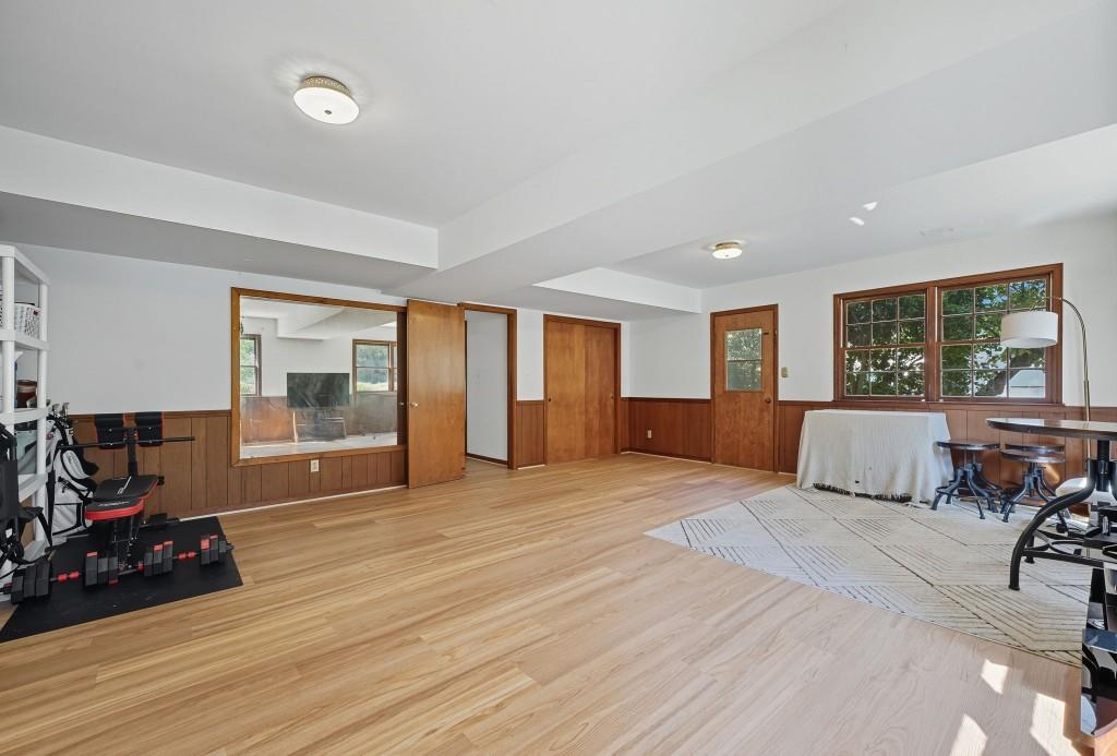 2932 Country Squire Lane