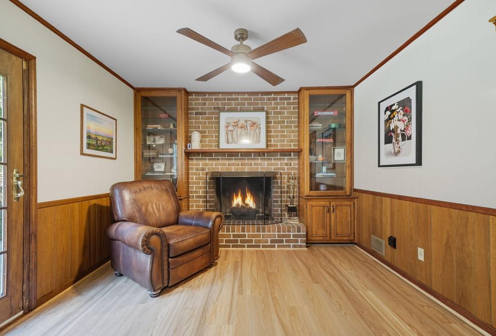 2932 Country Squire Lane