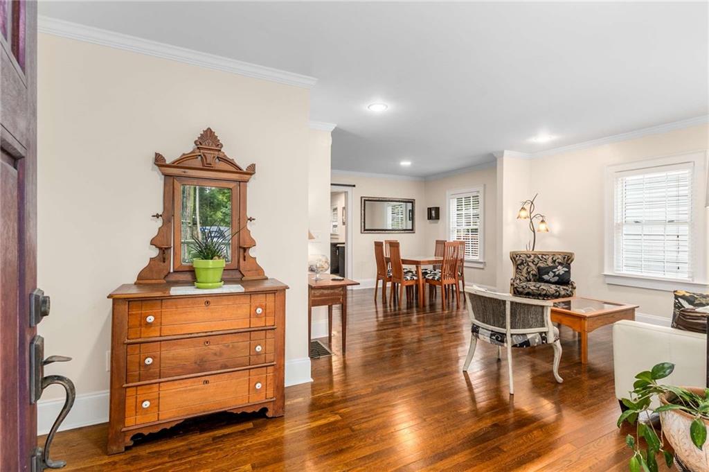 377 East Side Avenue SE