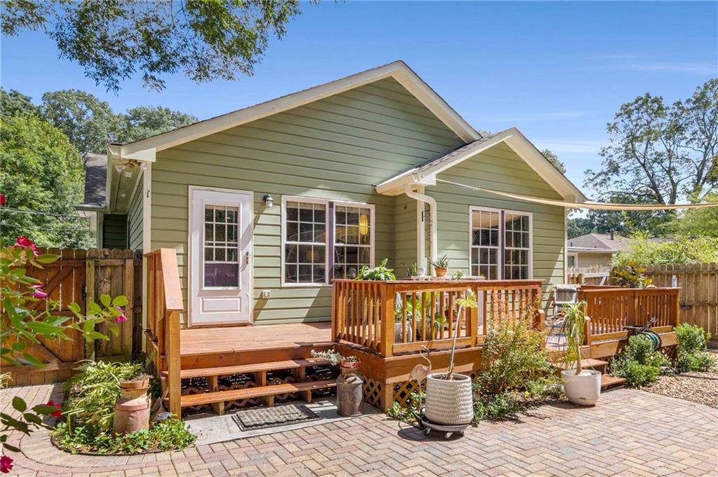 377 East Side Avenue SE