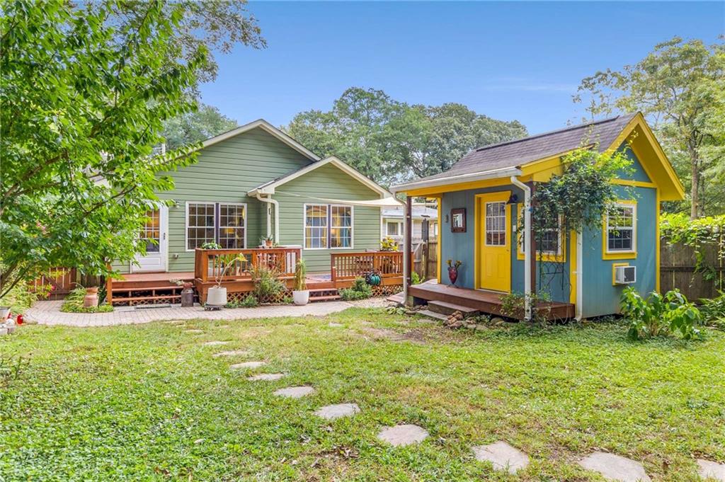 377 East Side Avenue SE