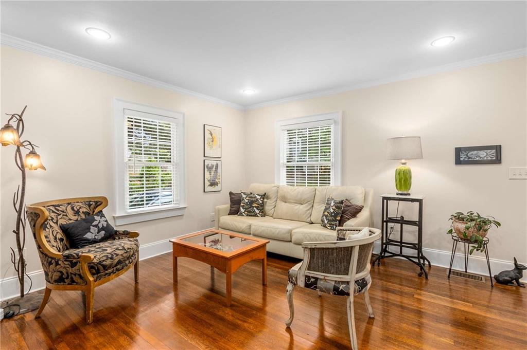 377 East Side Avenue SE