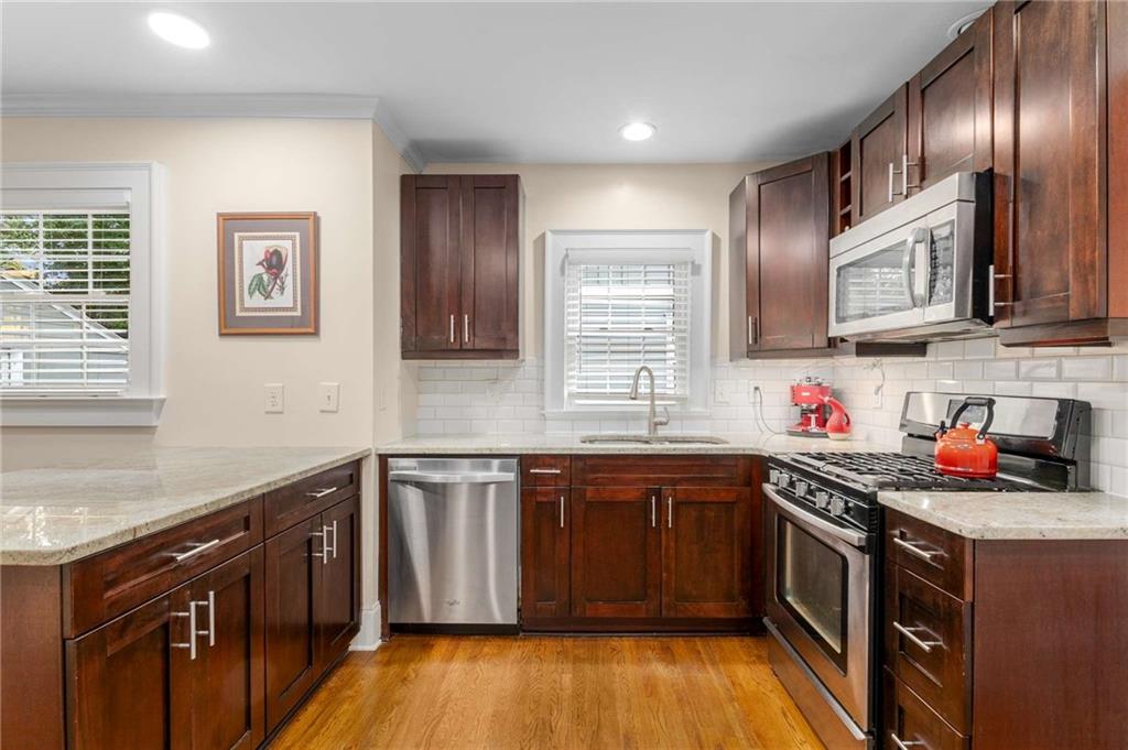 377 East Side Avenue SE