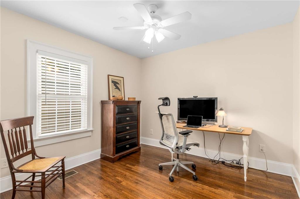 377 East Side Avenue SE