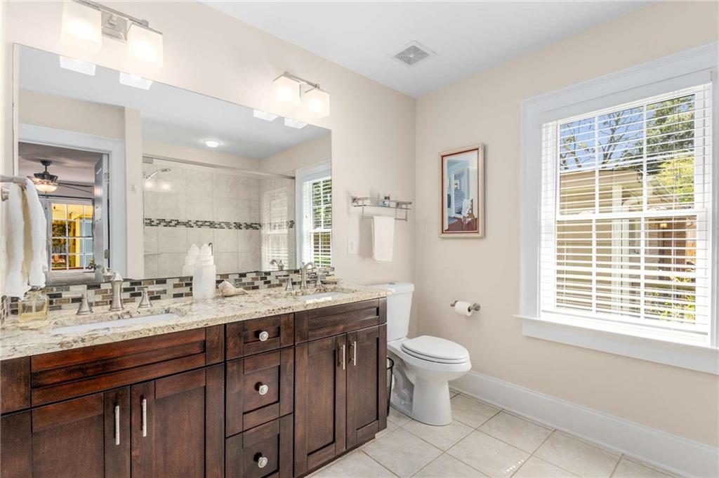 377 East Side Avenue SE