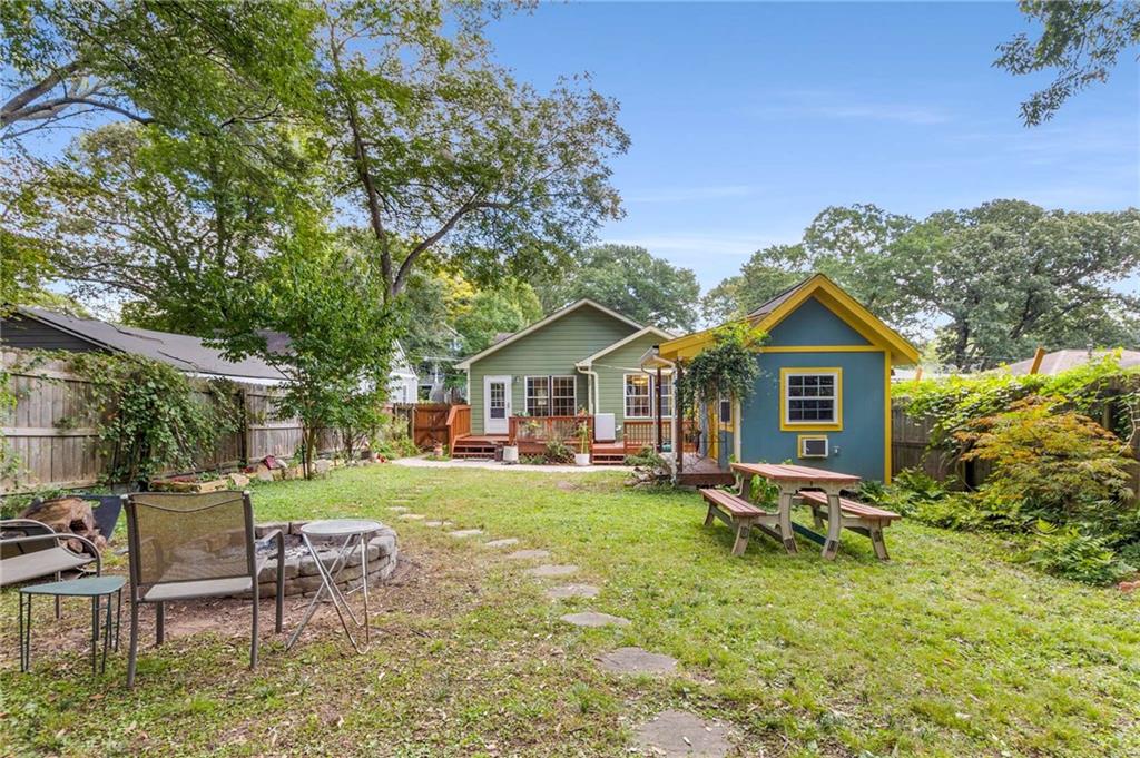 377 East Side Avenue SE