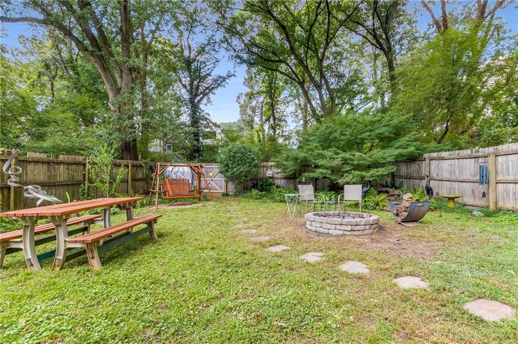 377 East Side Avenue SE