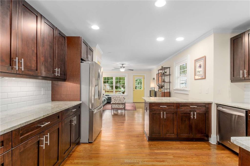 377 East Side Avenue SE