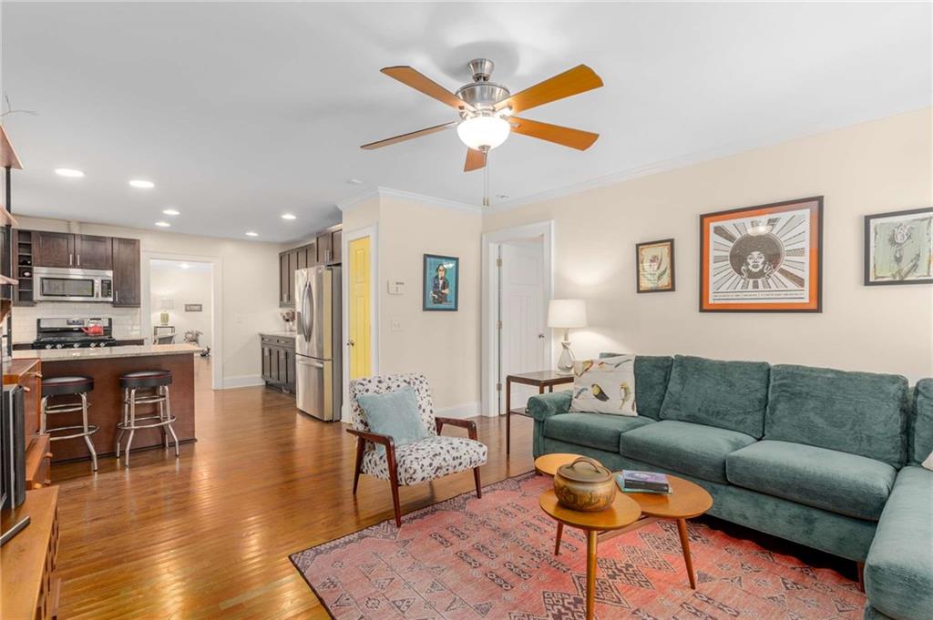 377 East Side Avenue SE