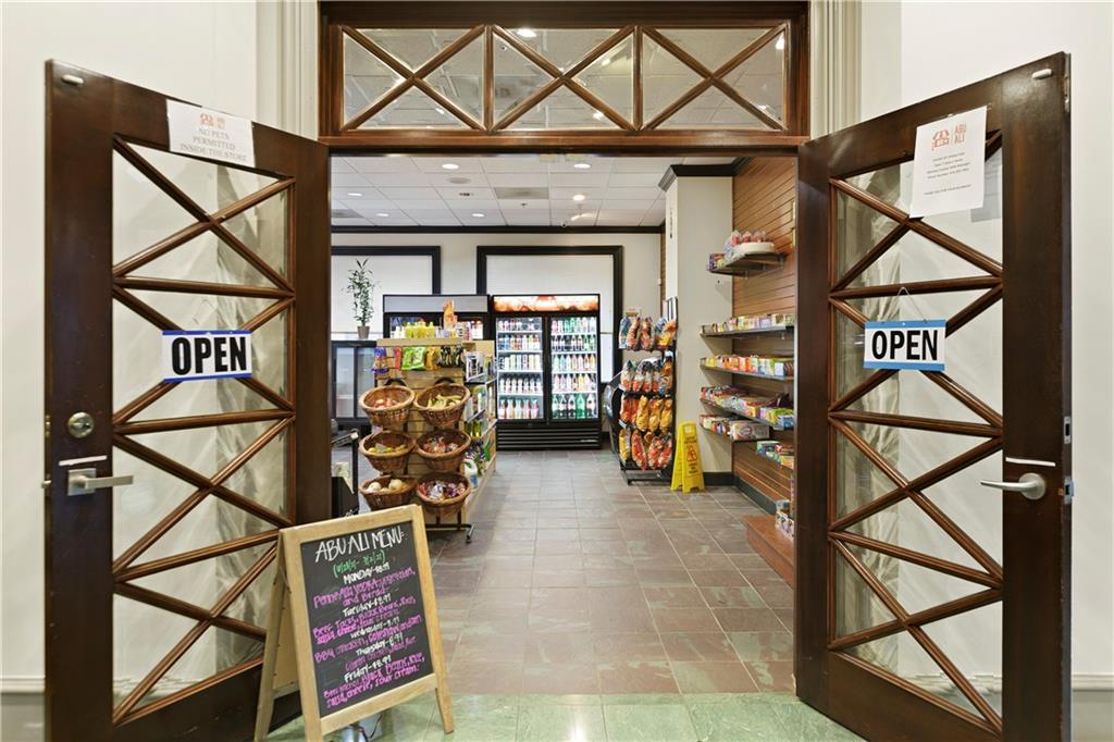 795 Hammond Drive Unit 1909