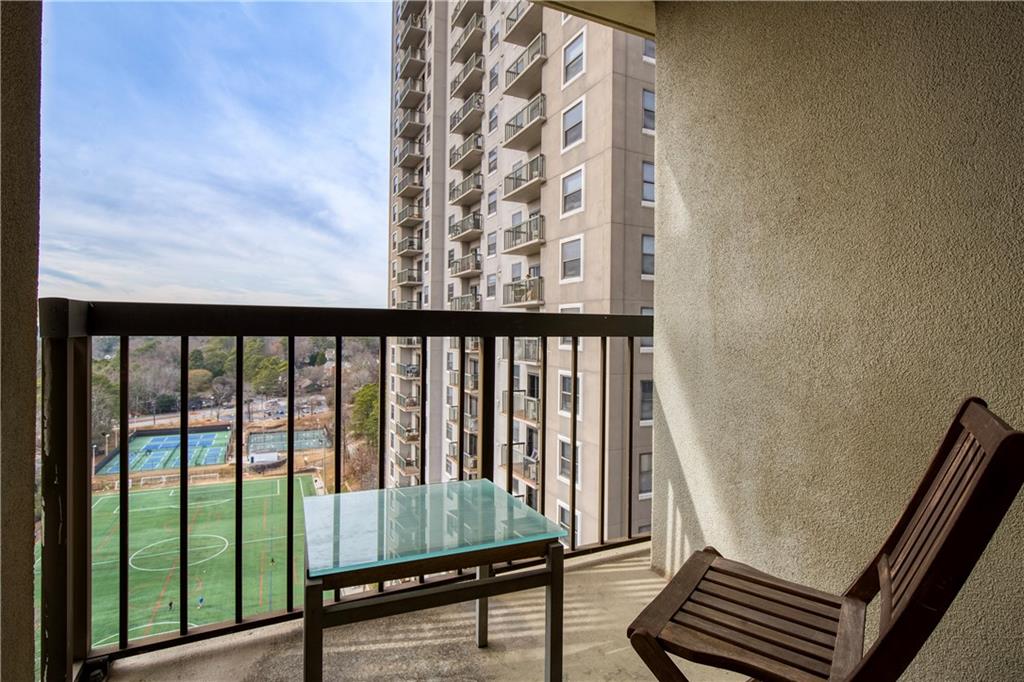 795 Hammond Drive Unit 1909