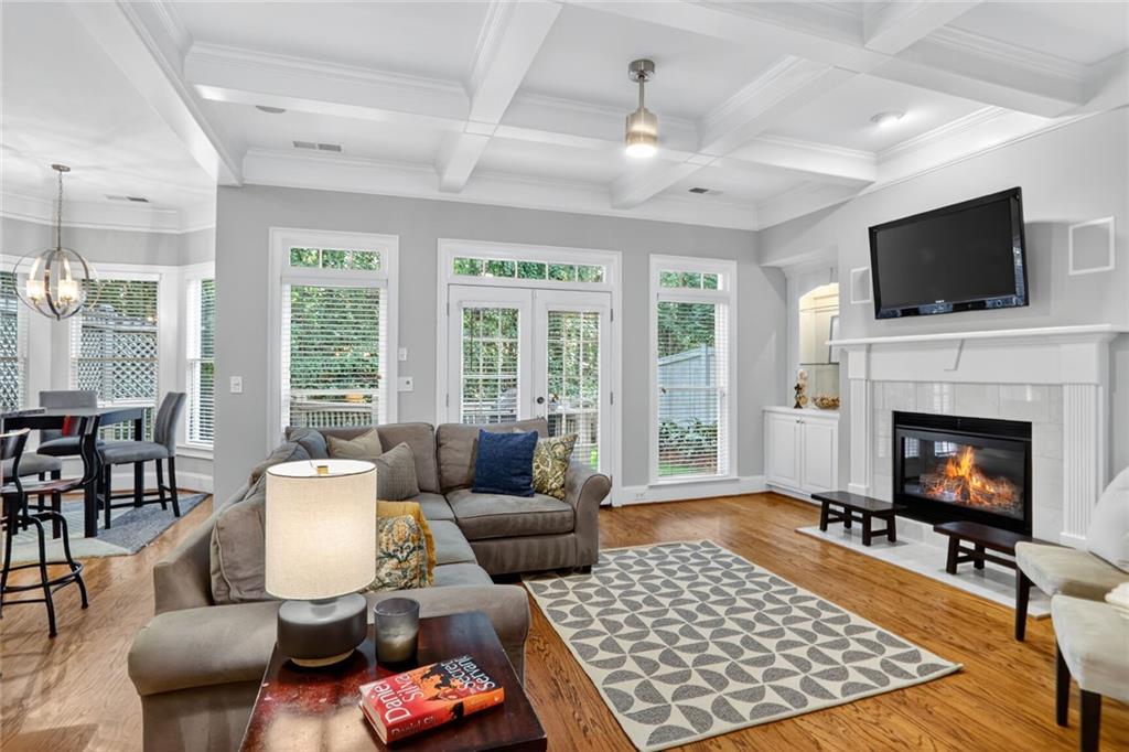 3721 Paces Park Circle SE