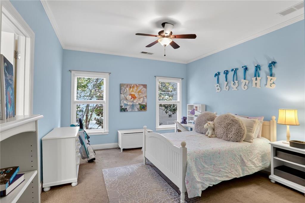 3721 Paces Park Circle SE