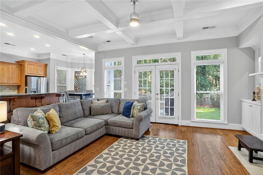 3721 Paces Park Circle SE