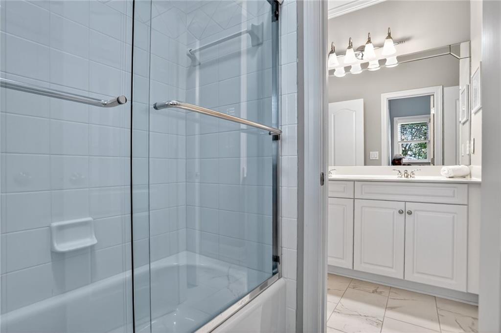 3721 Paces Park Circle SE