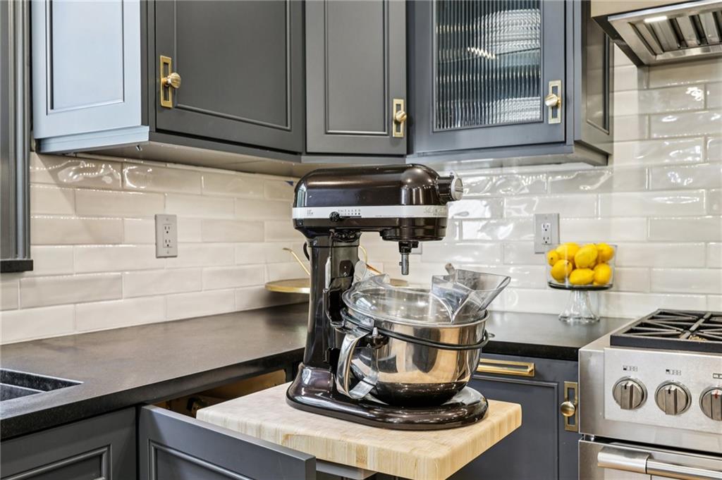 3835 Hickory Branch Trail