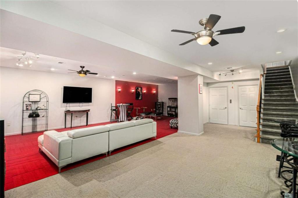 2994 E Ramble Lane E