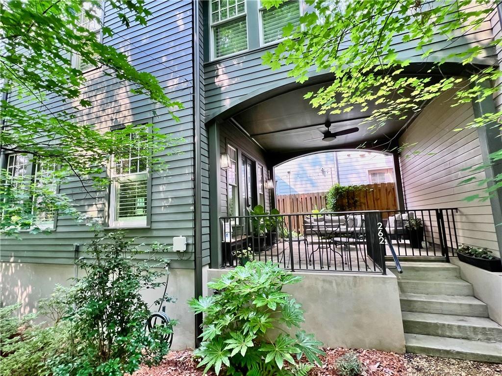 262 Southerland Terrace NE