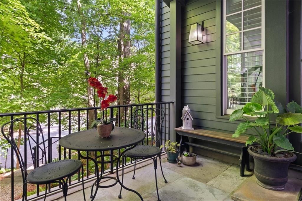 262 Southerland Terrace NE