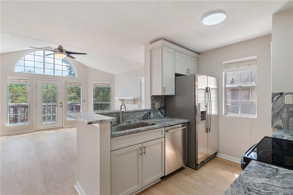 712 Cypress Pointe Street