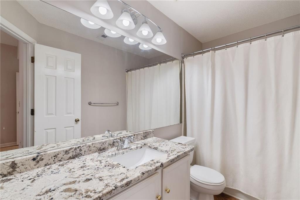 712 Cypress Pointe Street