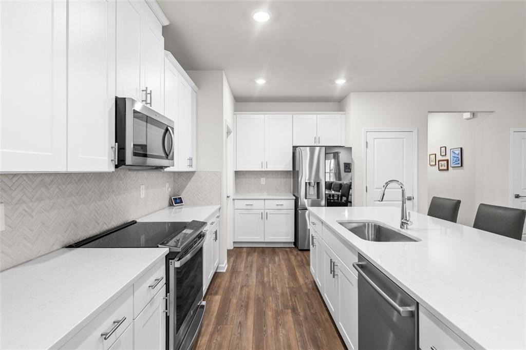 2401 Canning View Avenue
