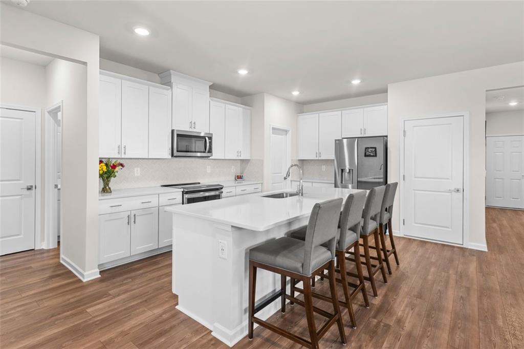 2401 Canning View Avenue