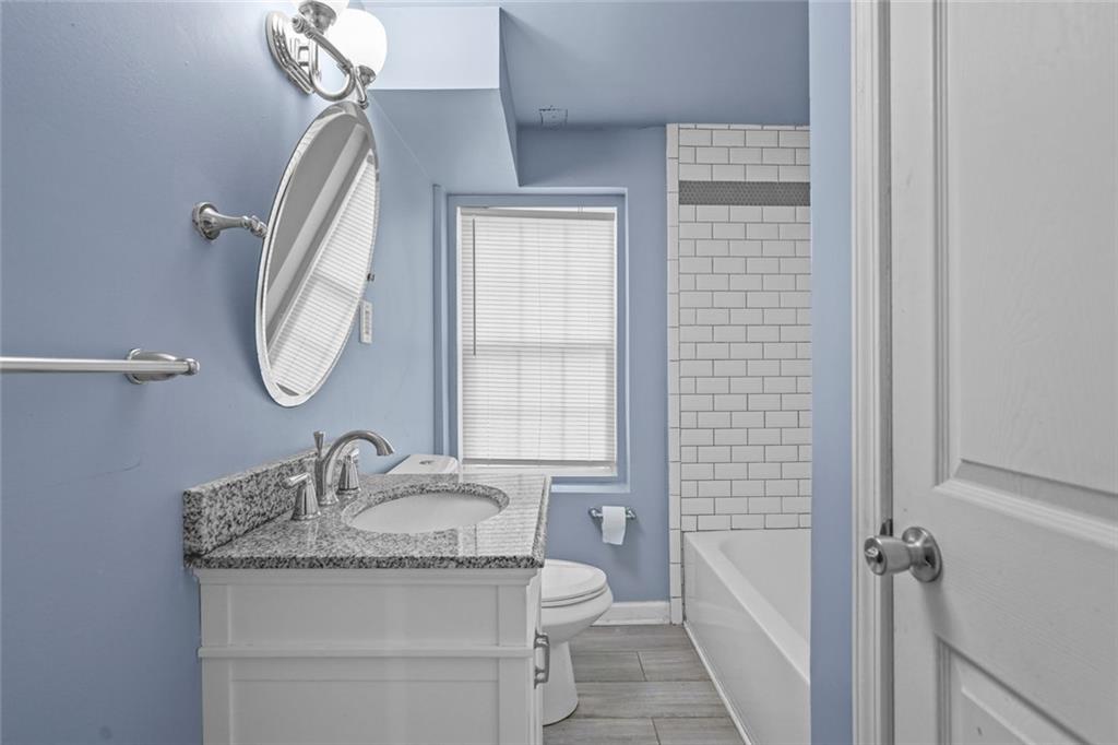 1370 Centra Villa Drive SW