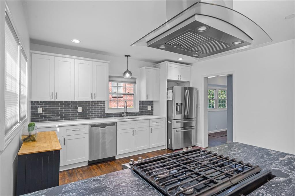 1370 Centra Villa Drive SW