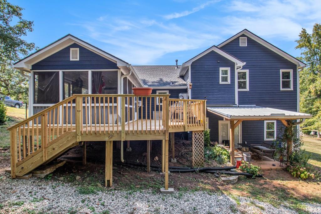 153 Stratford Drive