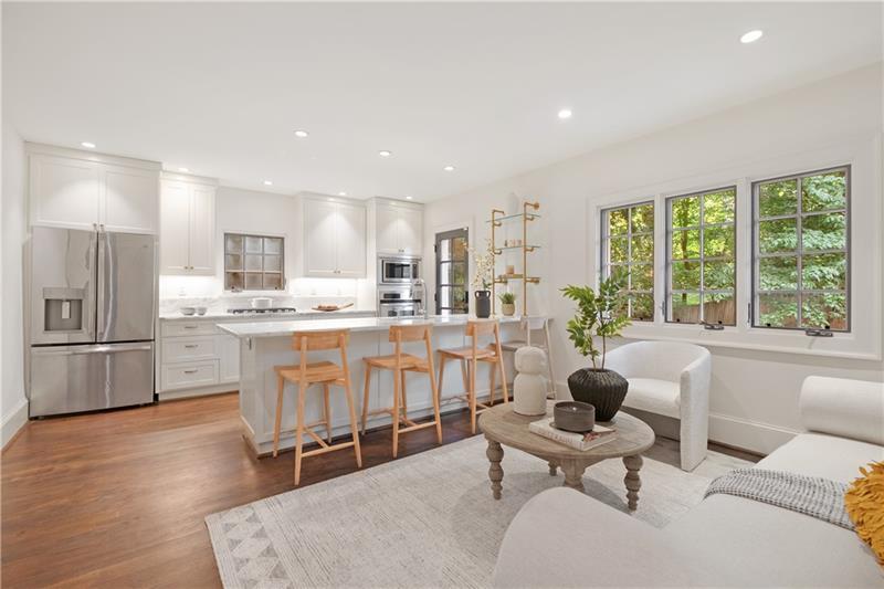 118 Chelsea Drive NE