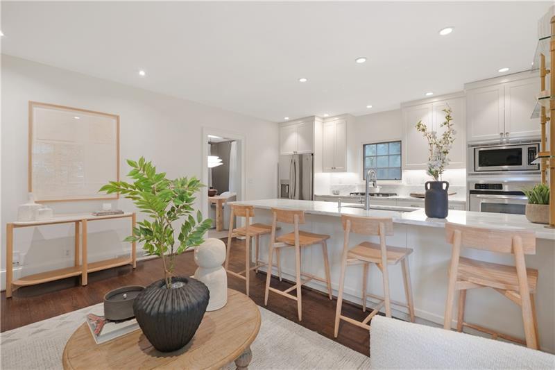 118 Chelsea Drive NE