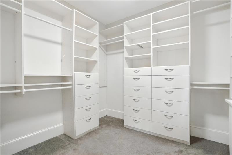 118 Chelsea Drive NE