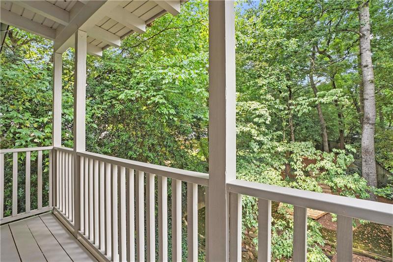 118 Chelsea Drive NE