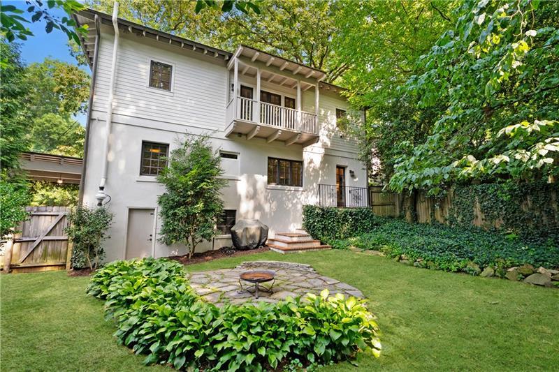 118 Chelsea Drive NE