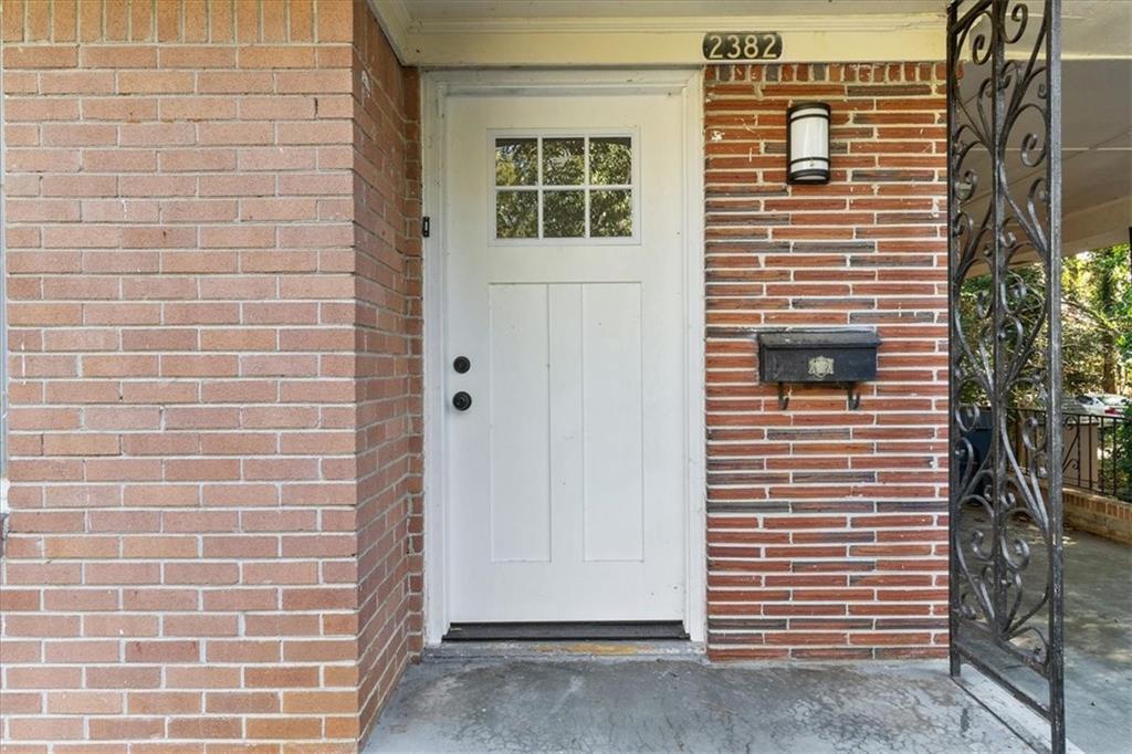 2382 Ridgecrest Lane