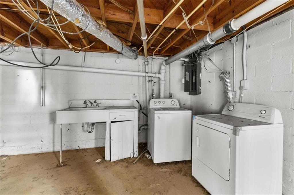 2382 Ridgecrest Lane