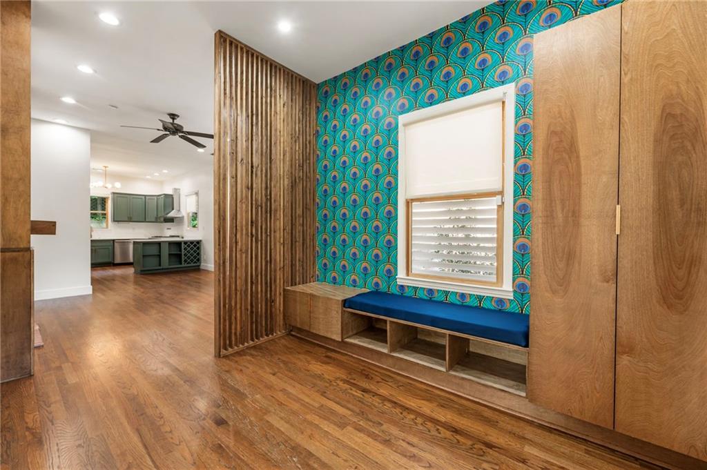 733 United Avenue SE