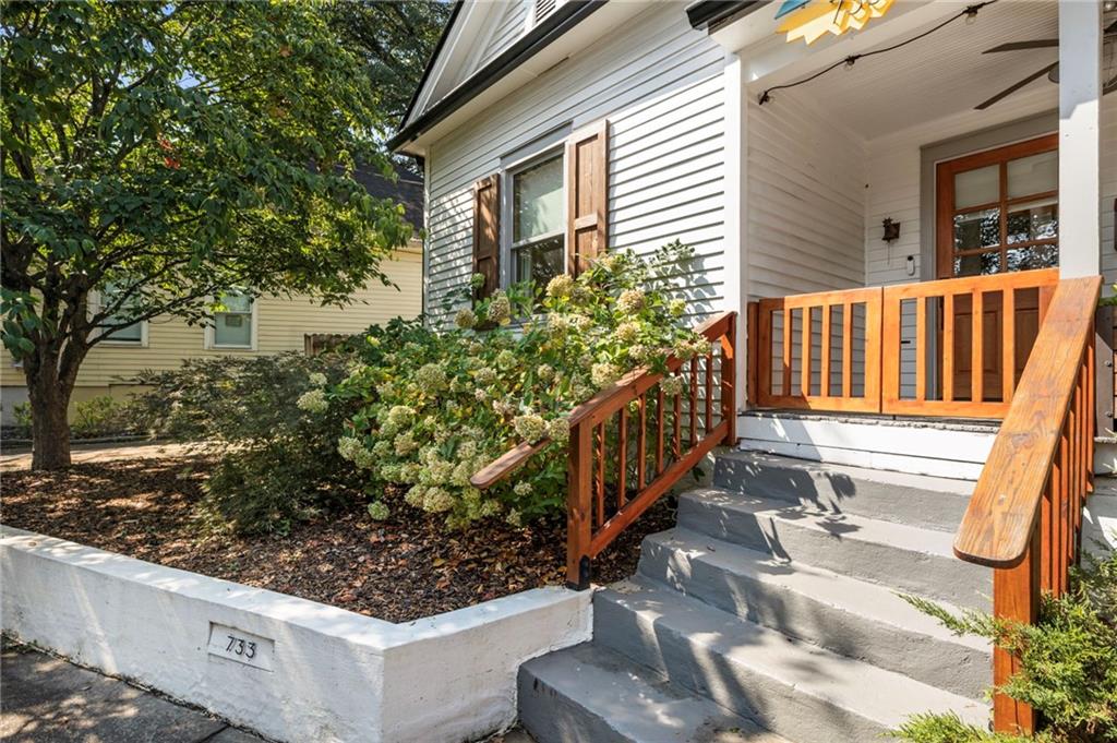 733 United Avenue SE