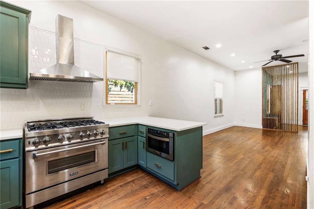 733 United Avenue SE