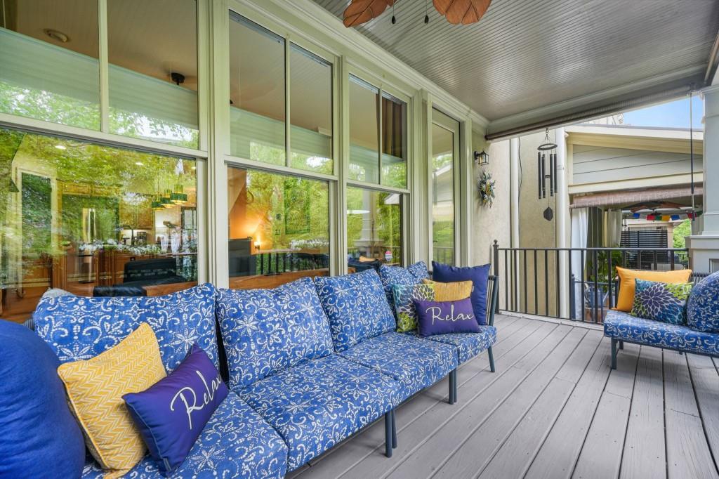 395 Laurent Street NW Unit 4