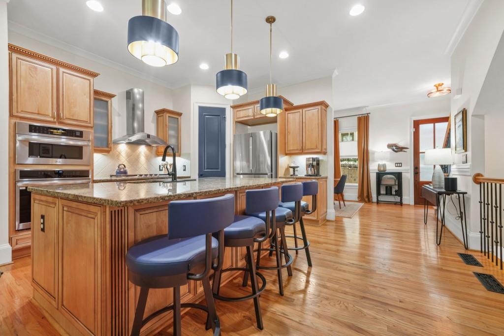 395 Laurent Street NW Unit 4