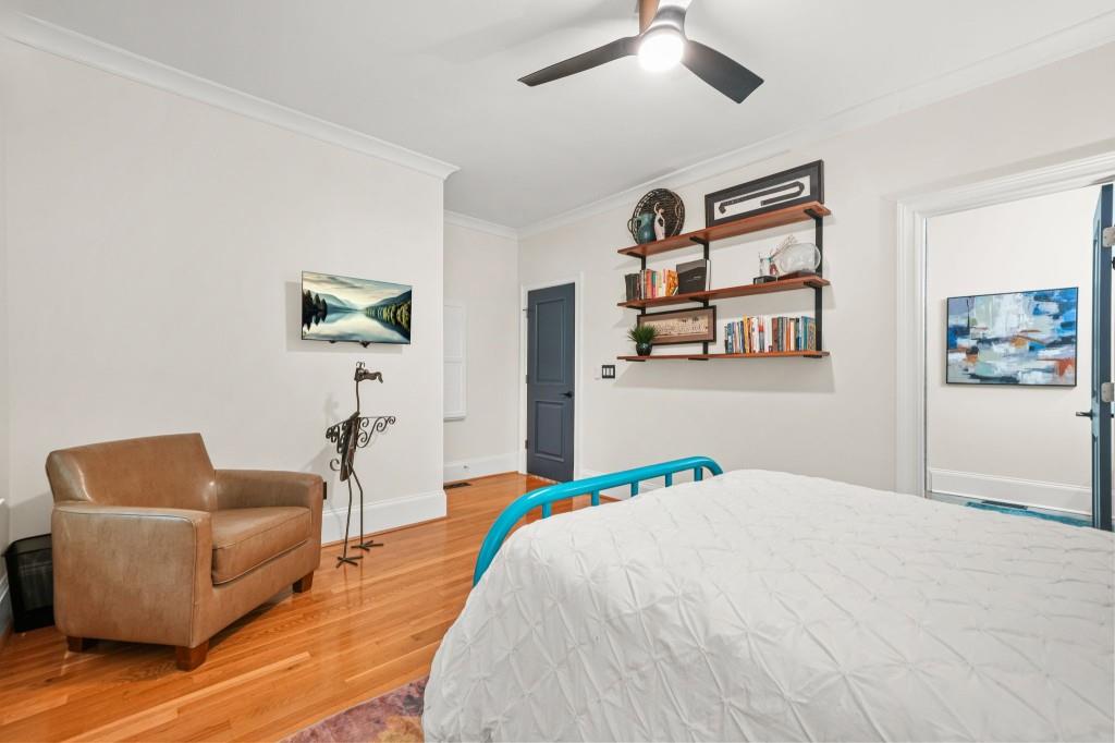 395 Laurent Street NW Unit 4