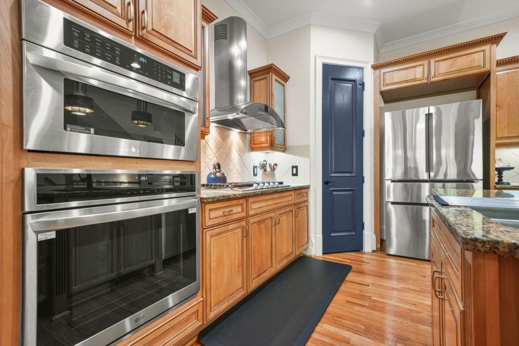 395 Laurent Street NW Unit 4