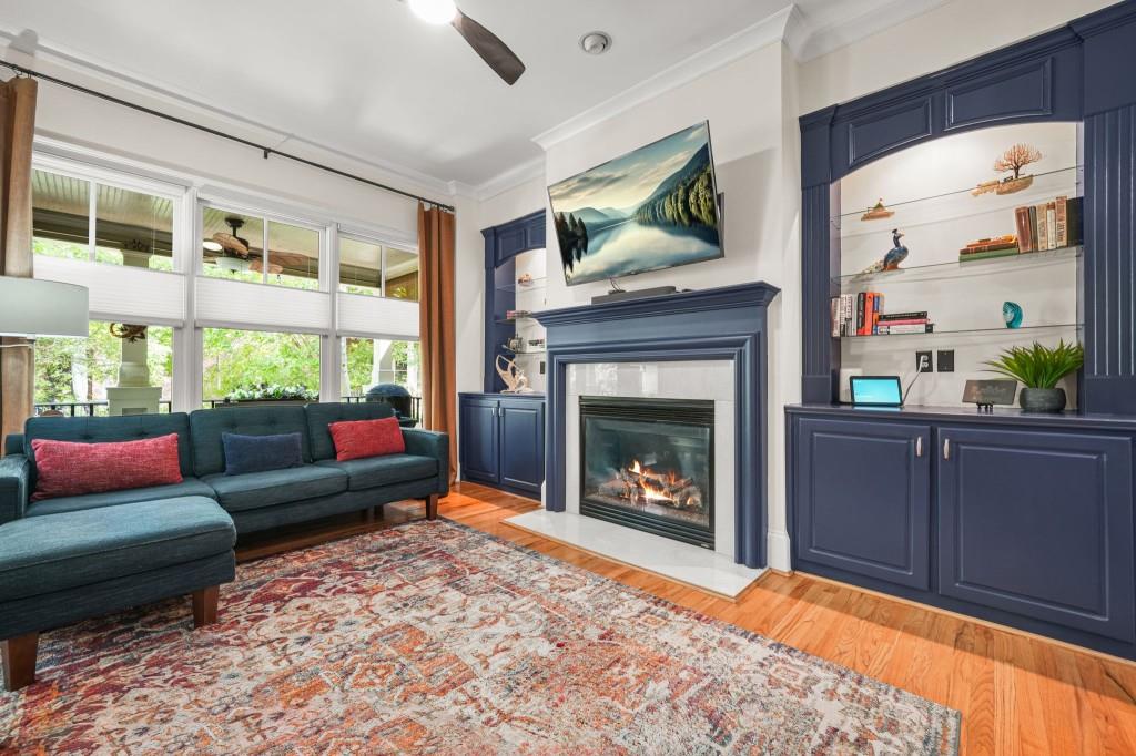 395 Laurent Street NW Unit 4