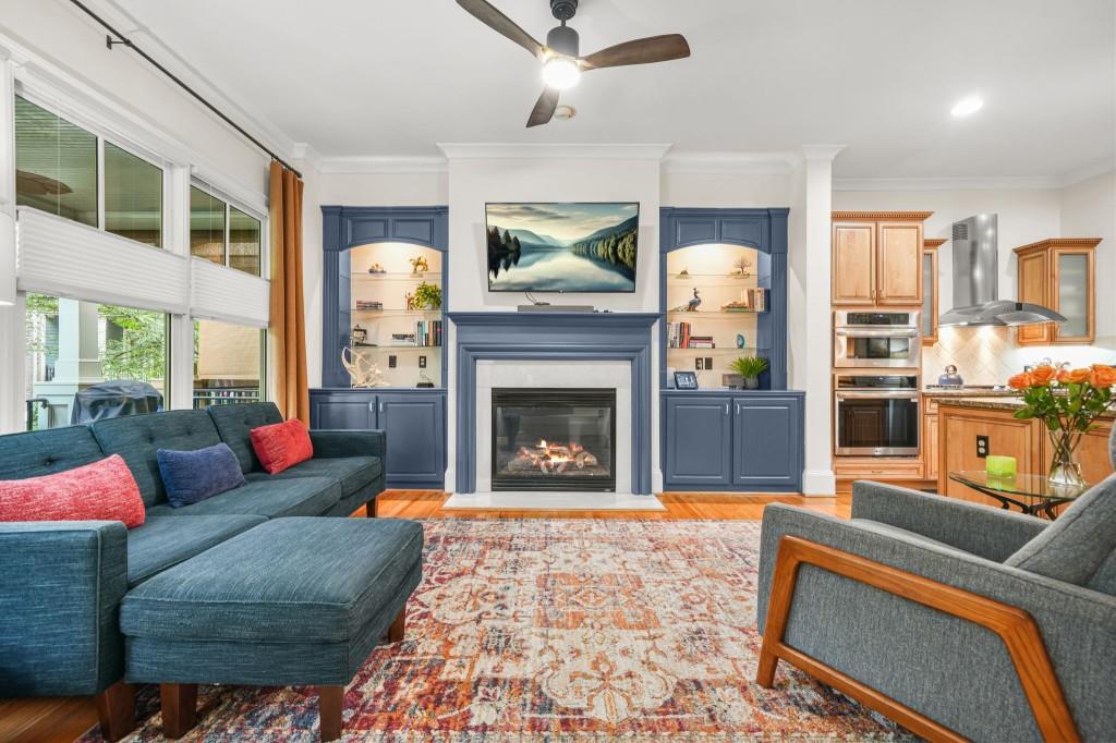 395 Laurent Street NW Unit 4