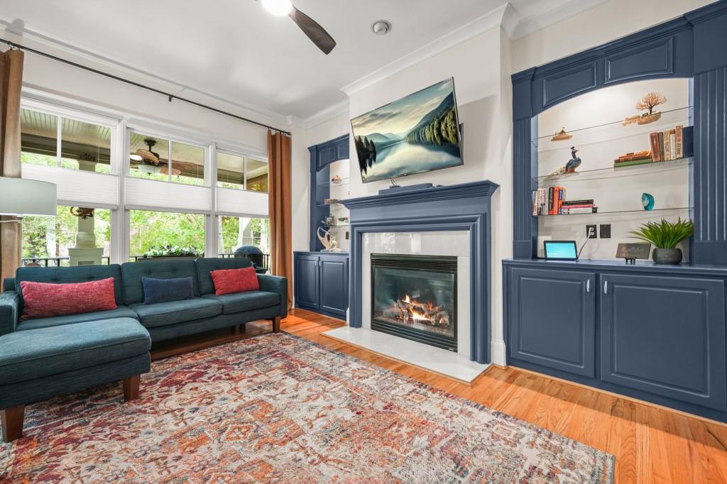 395 Laurent Street NW Unit 4