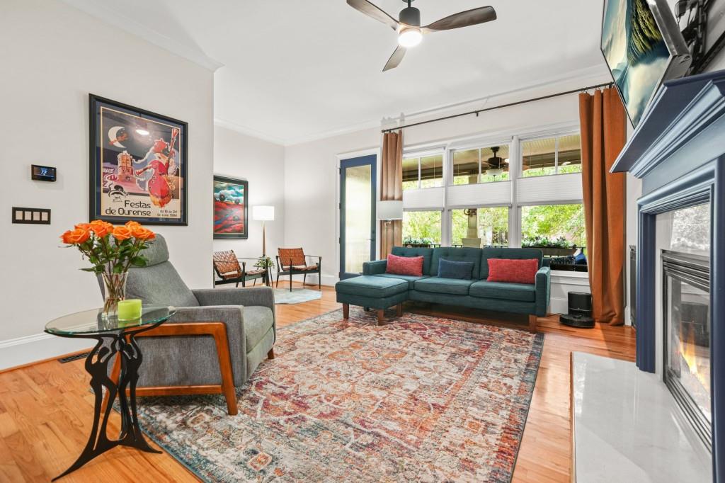 395 Laurent Street NW Unit 4