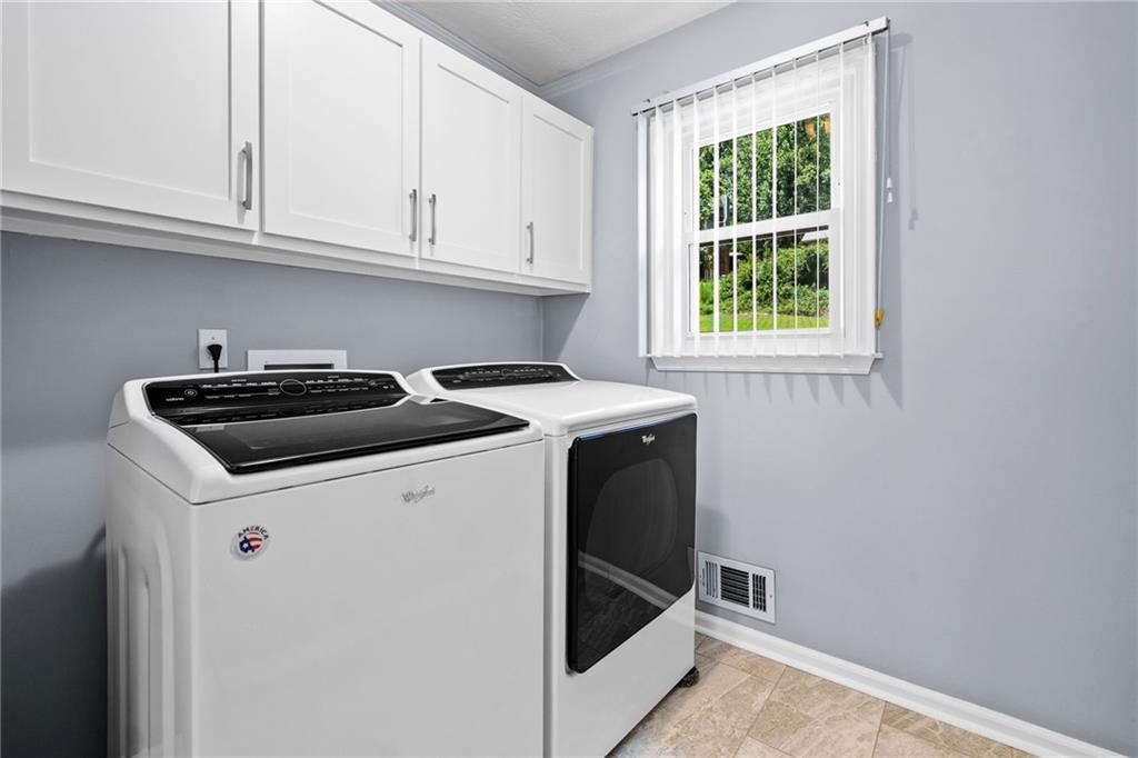 5228 Forest Brook Parkway