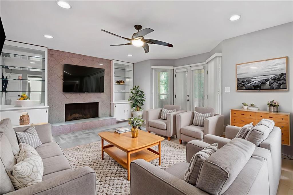 5228 Forest Brook Parkway